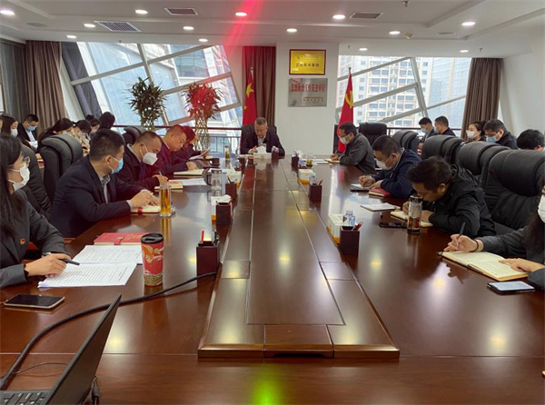 水環(huán)境公司傳達(dá)學(xué)習(xí)全國(guó)兩會(huì)精神.jpg
